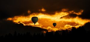 hot-air-balloon-1756150_1920
